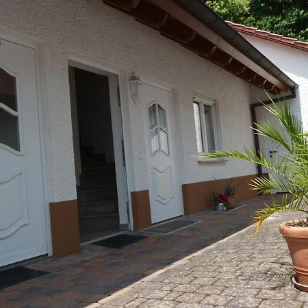 Gaestehaus Hoffmann Dörrenbach Exterior foto